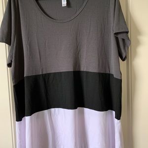LulaRoe Classic T